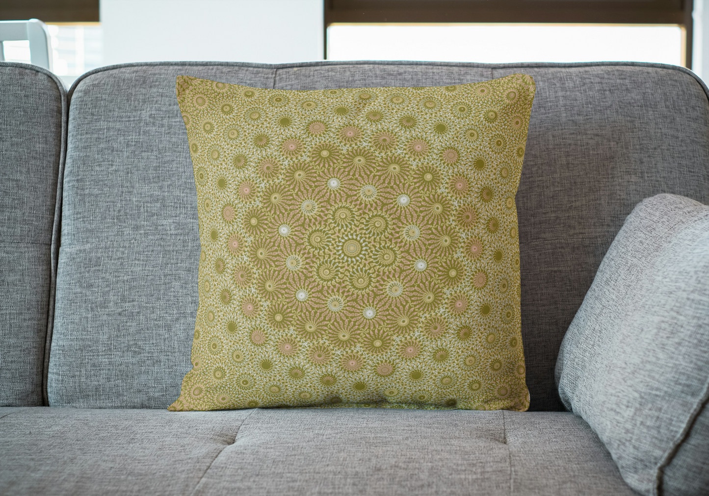 Vintage Golden Sun Freeform Pattern