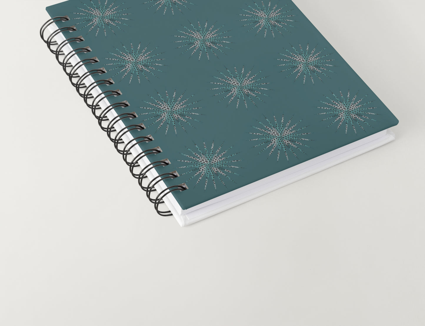 Aqua Teal Starburst Crochet-Inspired Floral Seamless Pint