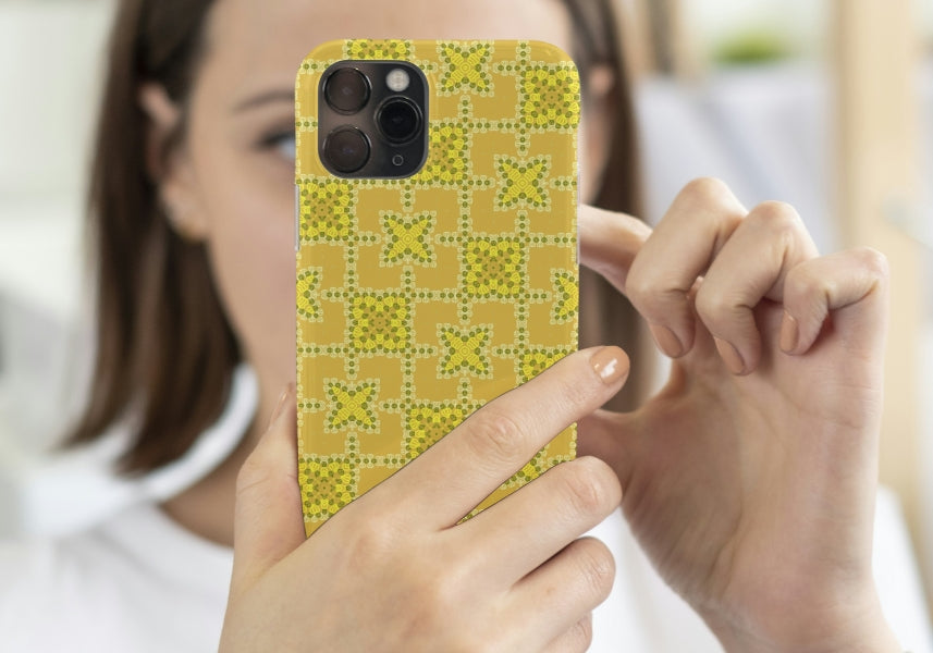 Buttercup Mosaic Crochet-Inspired Geometric Seamless Pint