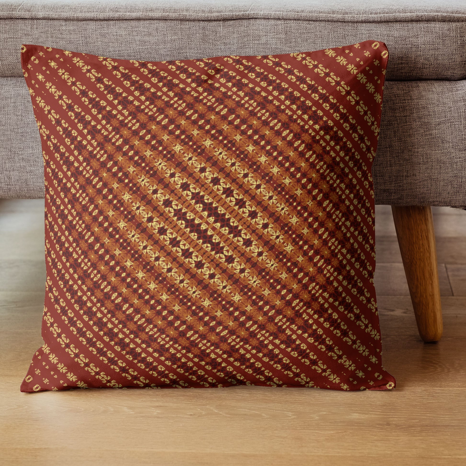 A crochet-inspired freeform effect geometric pattern cushion cover.