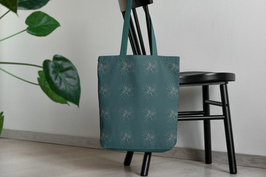 Aqua Teal Starburst  Crochet-Inspired Floral Seamless Pint
